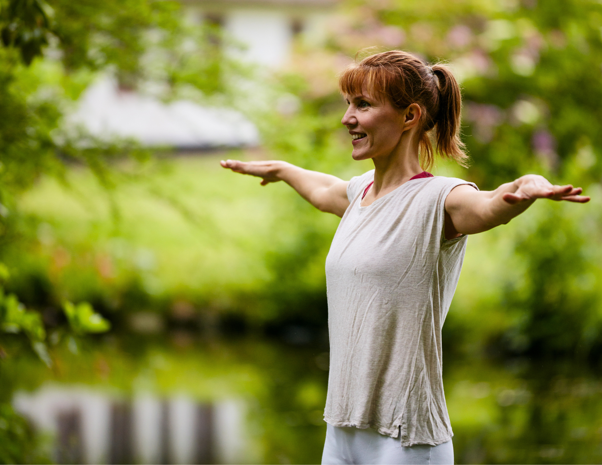 Women balancing in nature
